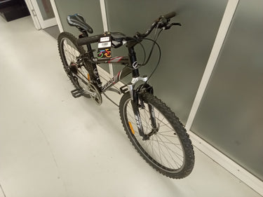 giant Boulder se Bike - 26